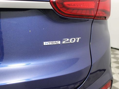Used 2019 Hyundai Santa Fe Limited w/ Cargo Package AWD/4WD image 46