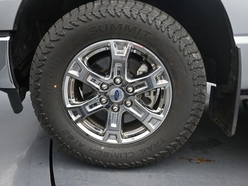 Used 2022 Ford F150 XLT w/ Equipment Group 302A High AWD/4WD image 14