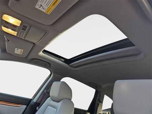 Used 2021 Honda CR-V Touring image 21