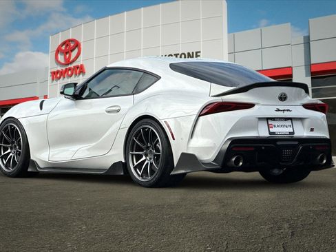 Used 2020 Toyota Supra Premium w/ Driver Assist Package RWD image 5