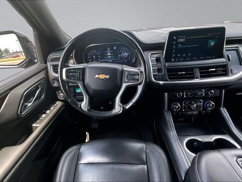 Used 2023 Chevrolet Suburban LT AWD/4WD image 5
