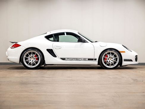Used 2012 Porsche Cayman R image 6