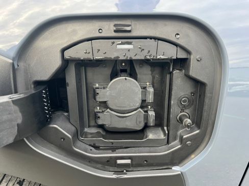 Used 2023 Subaru Solterra AWD image 50