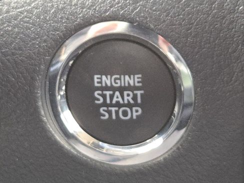 Used 2022 Toyota 4Runner TRD Off-Road image 33