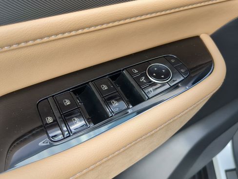 New 2026 INFINITI QX80 Luxe image 17