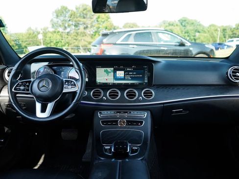 Used 2019 Mercedes-Benz E 300 image 10