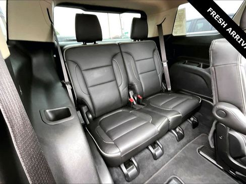 Used 2019 GMC Acadia Denali w/ Technology Package FWD image 24