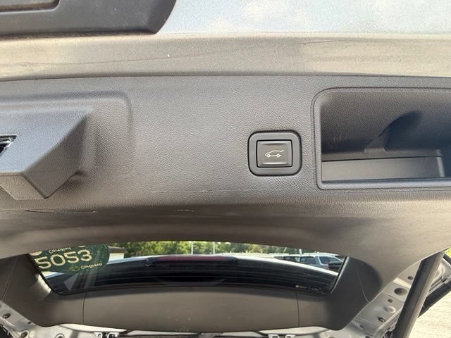 Certified 2023 GMC Terrain SLT w/ Tech Package AWD/4WD image 29