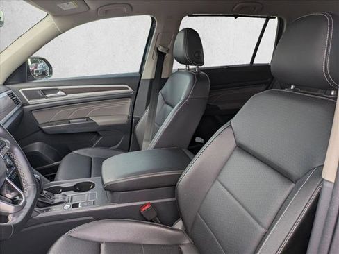 Used 2022 Volkswagen Atlas SE FWD image 10