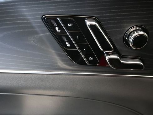 New 2025 Cadillac Lyriq Sport image 32