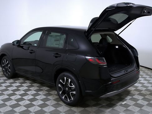 Certified 2026 Honda HR-V EX-L image 10