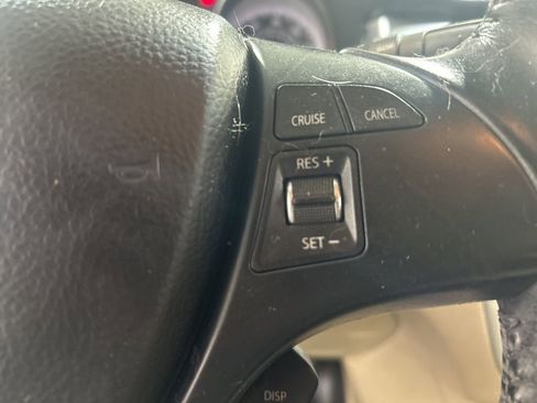 Used 2011 Suzuki Kizashi SE AWD/4WD image 23