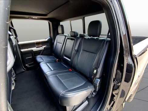 Used 2022 Ford F250 Lariat w/ Lariat Ultimate Package AWD/4WD image 20