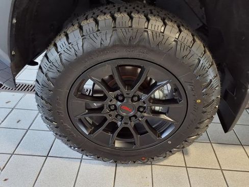 Used 2024 Toyota Tundra SR5 w/ SR5 Premium Package RWD image 5