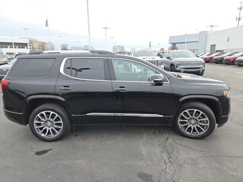 Used 2023 GMC Acadia Denali w/ Denali Technology Package image 22