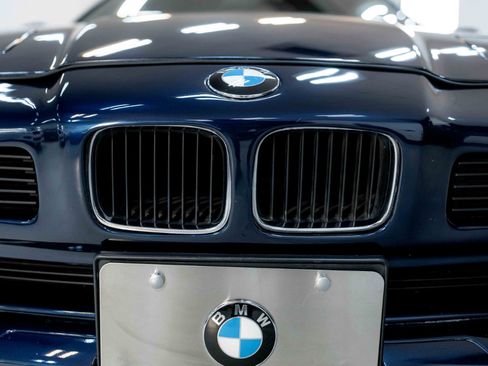 Used 1993 BMW 850Ci image 17