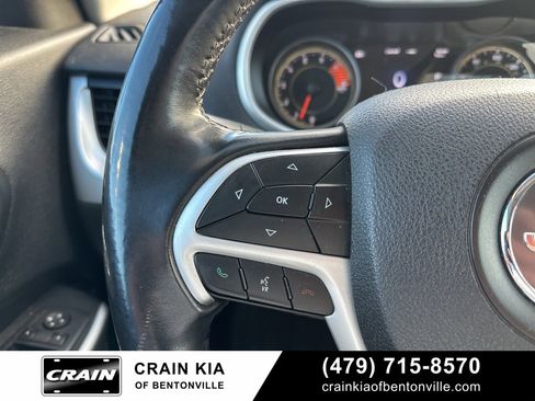 Used 2018 Jeep Cherokee Trailhawk w/ Comfort/Convenience Group image 23