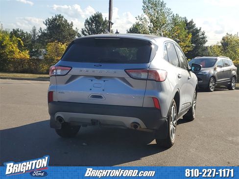 Used 2022 Ford Escape SEL w/ Class II Trailer Tow Package image 4