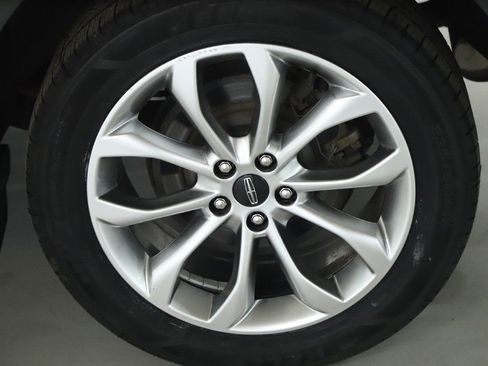 Used 2019 Lincoln MKC Select w/ Select Plus Package FWD image 39