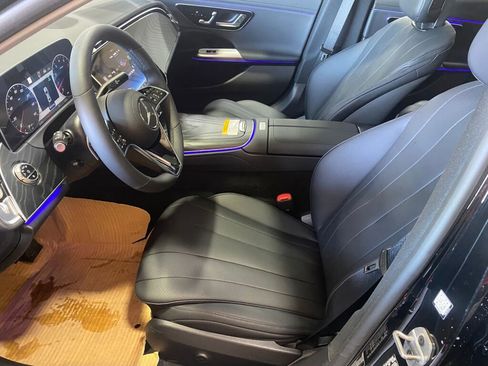 New 2026 Mercedes-Benz E 450 4MATIC Sedan image 9
