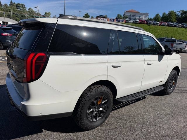 Used 2025 Ford Expedition Tremor AWD/4WD image 8