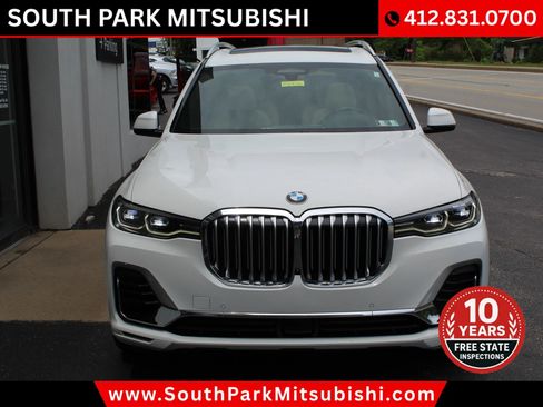 Used 2021 BMW X7 xDrive40i w/ Premium Package AWD/4WD image 4