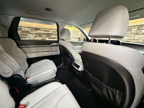 Certified 2023 Hyundai Palisade SEL image 32
