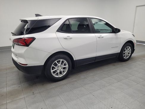 Used 2024 Chevrolet Equinox LS image 10