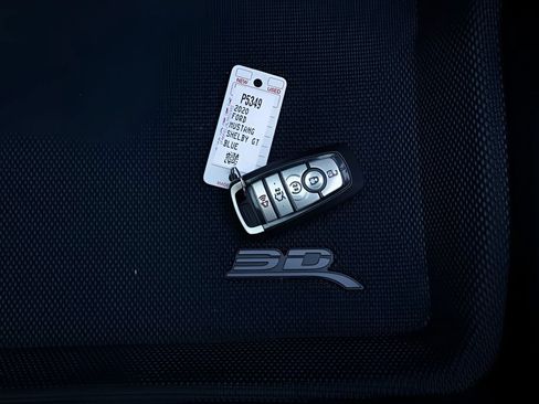 Used 2020 Ford Mustang Shelby GT500 w/ Technology Package RWD image 41