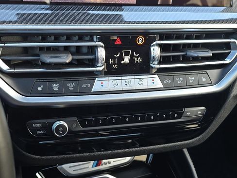 Used 2022 BMW X4 M image 21