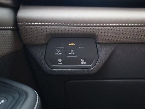 New 2026 Volkswagen Atlas SEL AWD/4WD image 18
