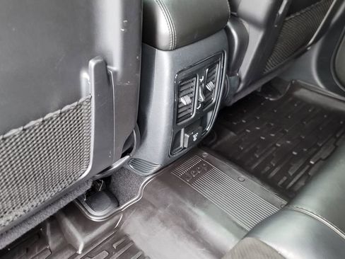 Used 2020 Jeep Grand Cherokee Altitude image 27