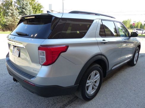 Used 2024 Ford Explorer XLT w/ Class IV Trailer Tow Package AWD/4WD image 12