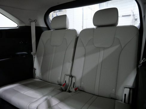 Used 2023 Kia Sorento S w/ Panoramic Sunroof Package image 27