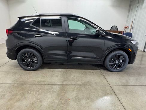 New 2025 Buick Encore GX Sport Touring image 8