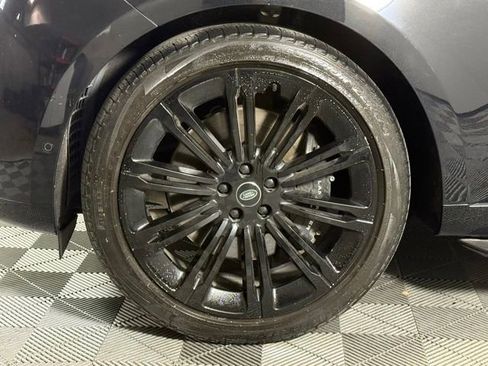 Used 2023 Land Rover Range Rover Autobiography AWD/4WD image 13