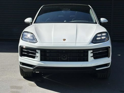 New 2026 Porsche Cayenne Coupe AWD/4WD image 8