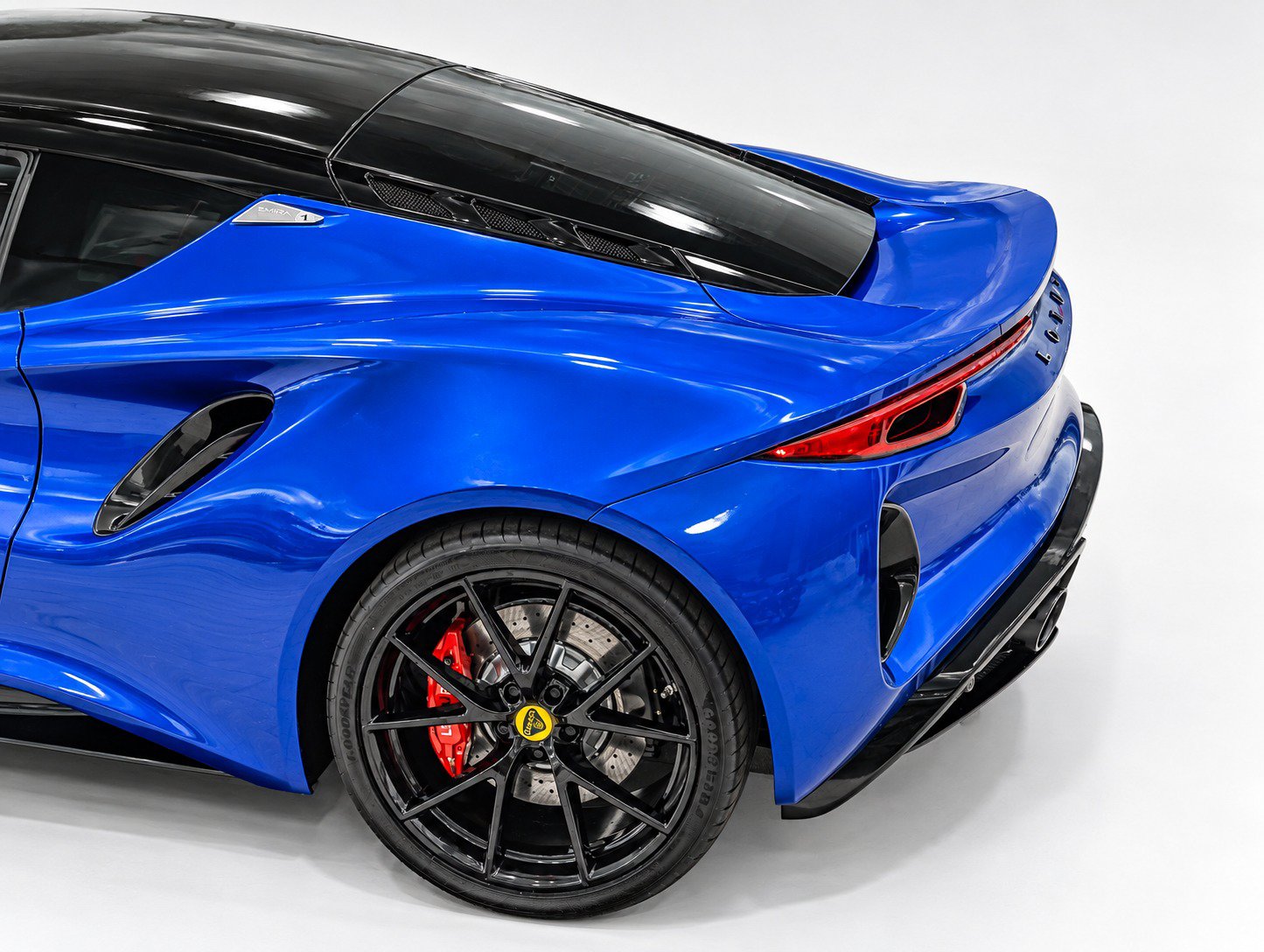 Used 2024 Lotus Emira First Edition RWD image 17