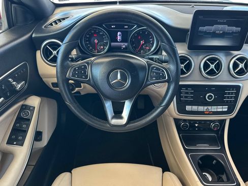 Used 2017 Mercedes-Benz CLA 250 image 14