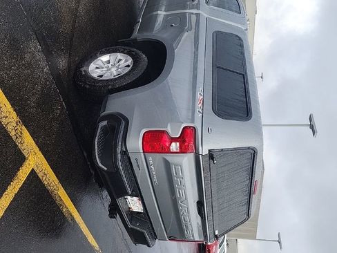 Used 2025 Chevrolet Silverado 1500 W/T w/ WT Value Package image 4