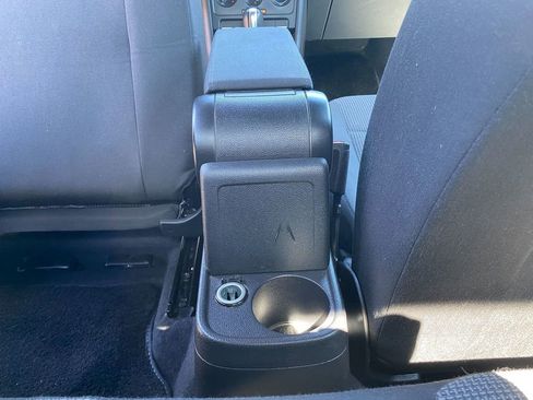 Used 2019 Volkswagen Beetle 2.0T SE image 25