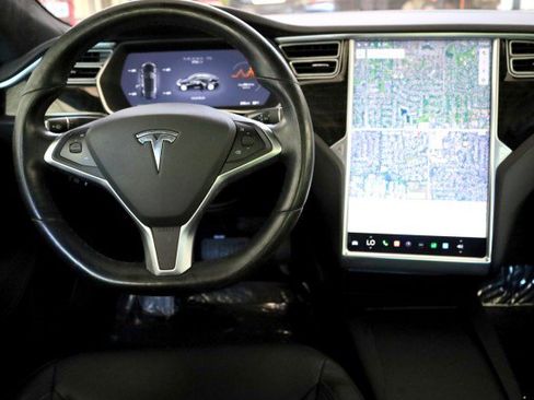 Used 2016 Tesla Model S AWD image 10