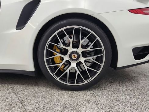 Used 2014 Porsche 911 Turbo S image 13
