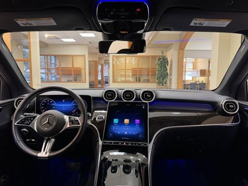 Certified 2025 Mercedes-Benz GLC 300 image 7