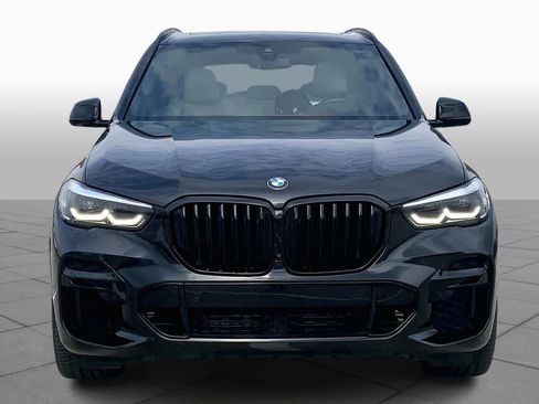 Used 2023 BMW X5 xDrive40i w/ M Sport Package image 3