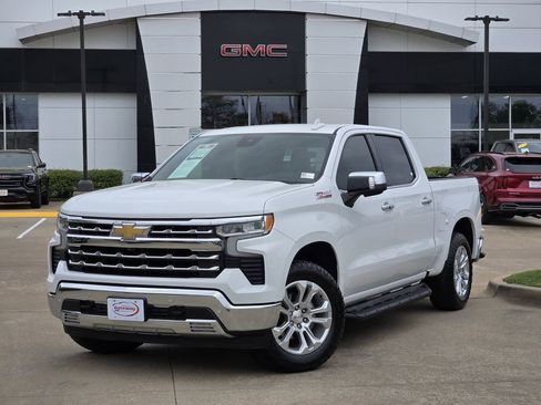 Used 2023 Chevrolet Silverado 1500 LTZ image 1