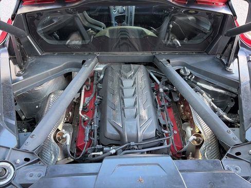 Used 2021 Chevrolet Corvette Stingray Coupe w/ Z51 Performance Package RWD image 8