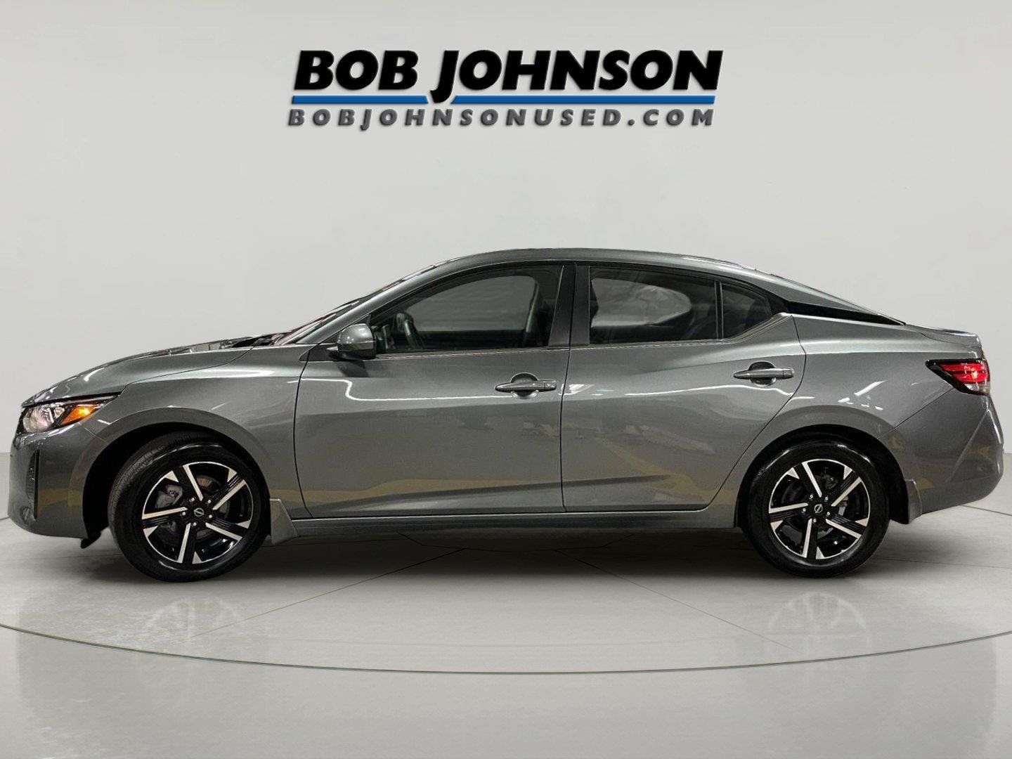 Used 2025 Nissan Sentra SV w/ All-Weather Package FWD image 4