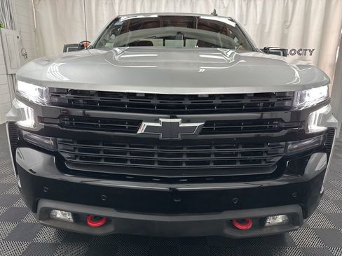 Used 2021 Chevrolet Silverado 1500 LT Trail Boss w/ Convenience Package II image 4