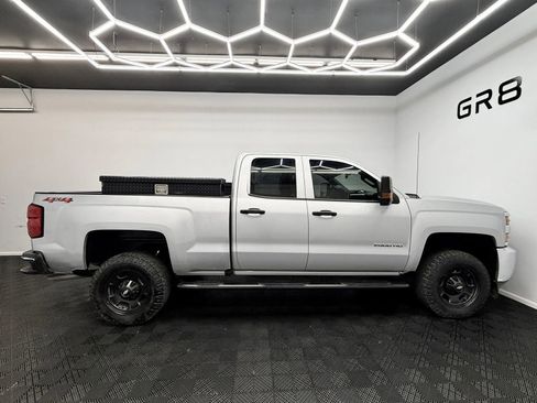 Used 2018 Chevrolet Silverado 2500 W/T w/ WT Fleet Convenience Package image 9